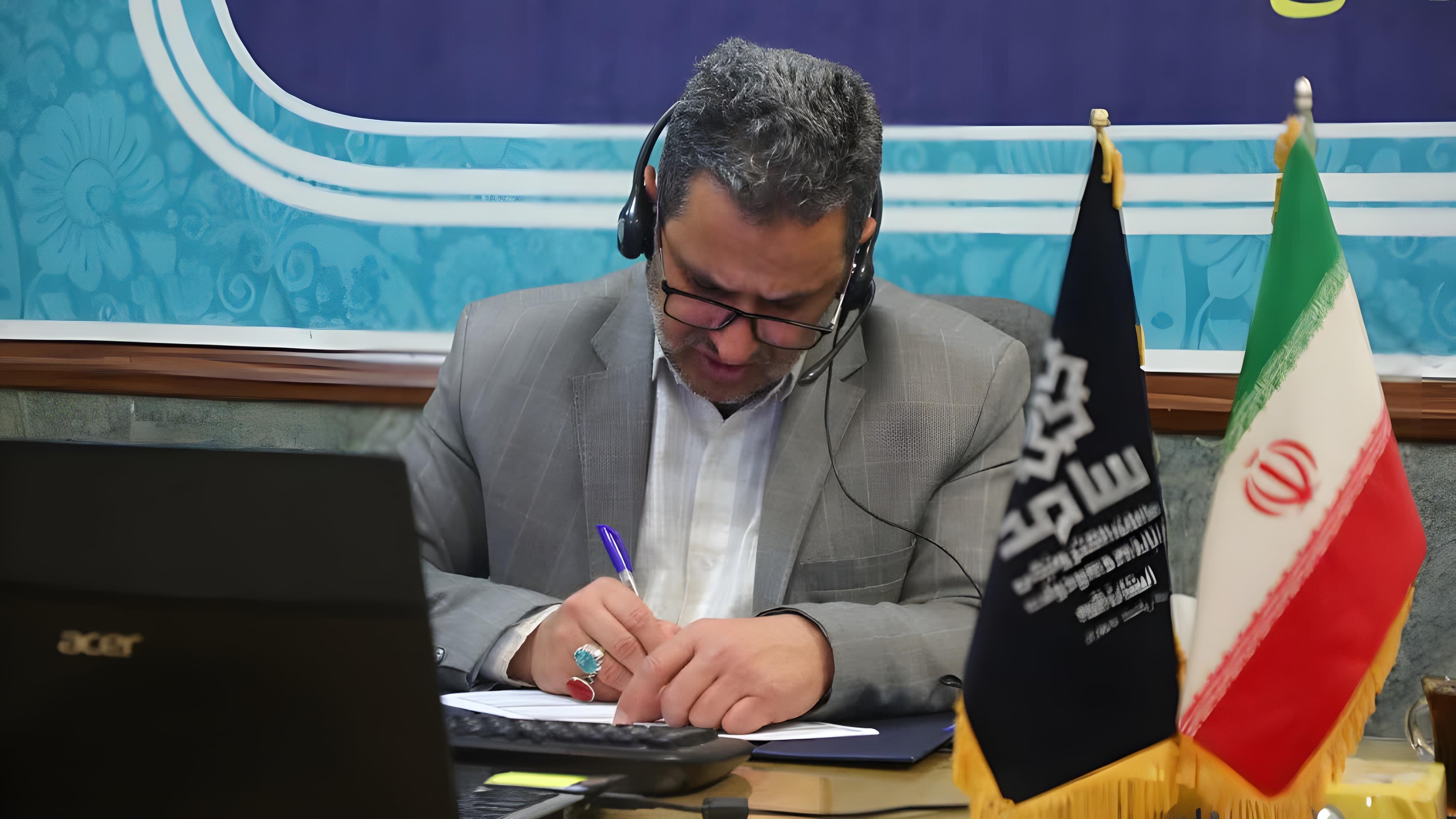 حضور مدیر صندوق بازنشستگی استان قم در مرکز سامد (سامانه ارتباط مردمی دولت)