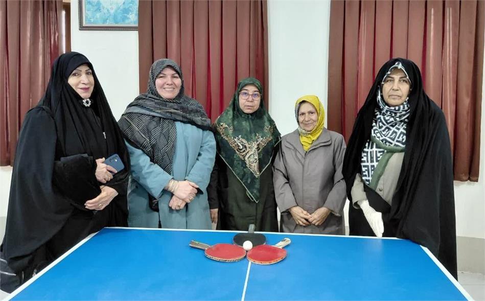 برگزاری مسابقه تنیس روی میز بانوان به مناسبت بزرگداشت روز زن در خانه امید بانوان استان قم